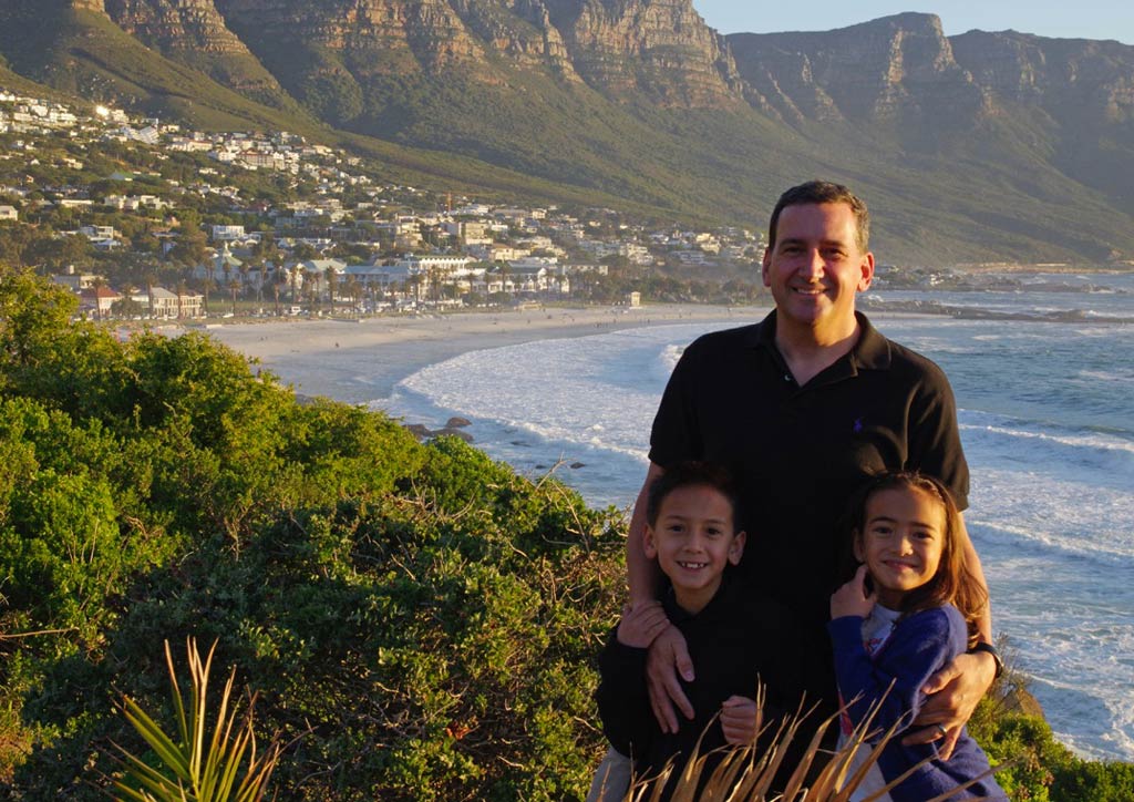 celebrity mom raising third culture kids