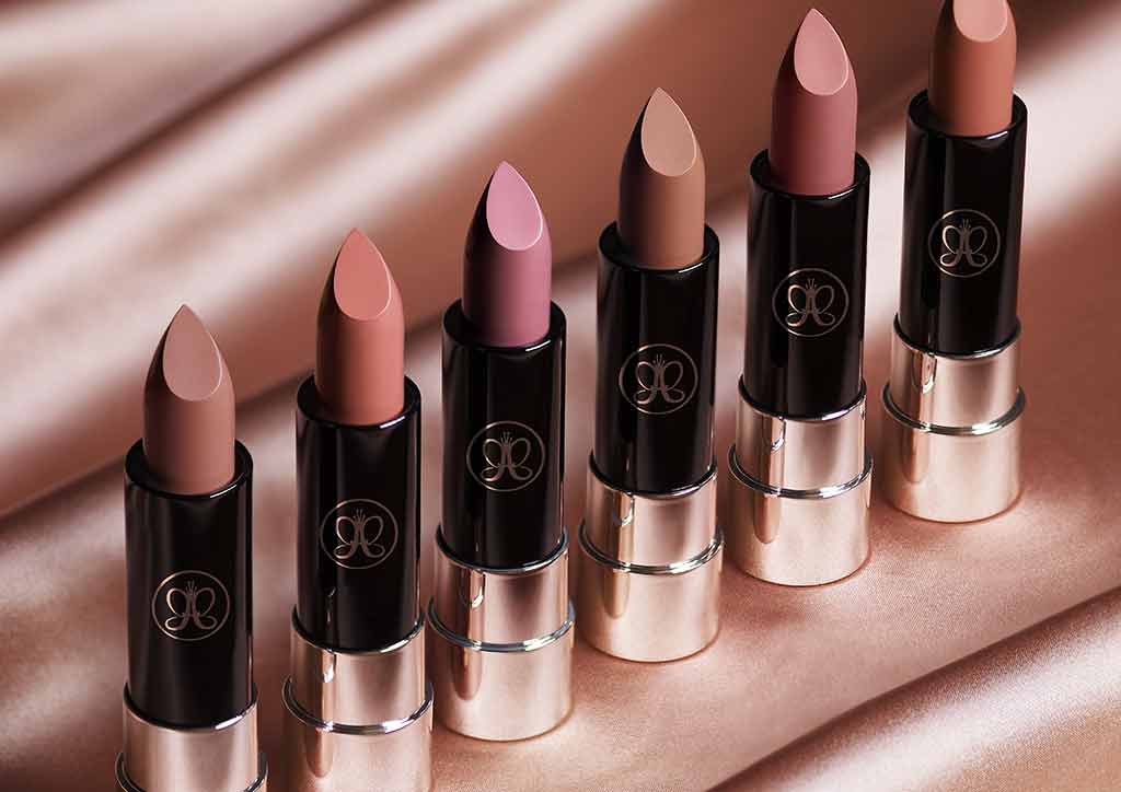 different shades of lipsticks for your beauty summer essentials