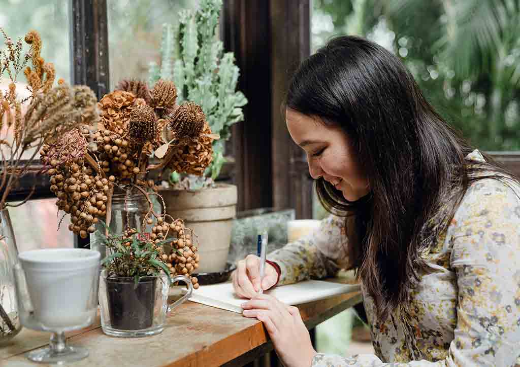 Get smart and stay lucid!