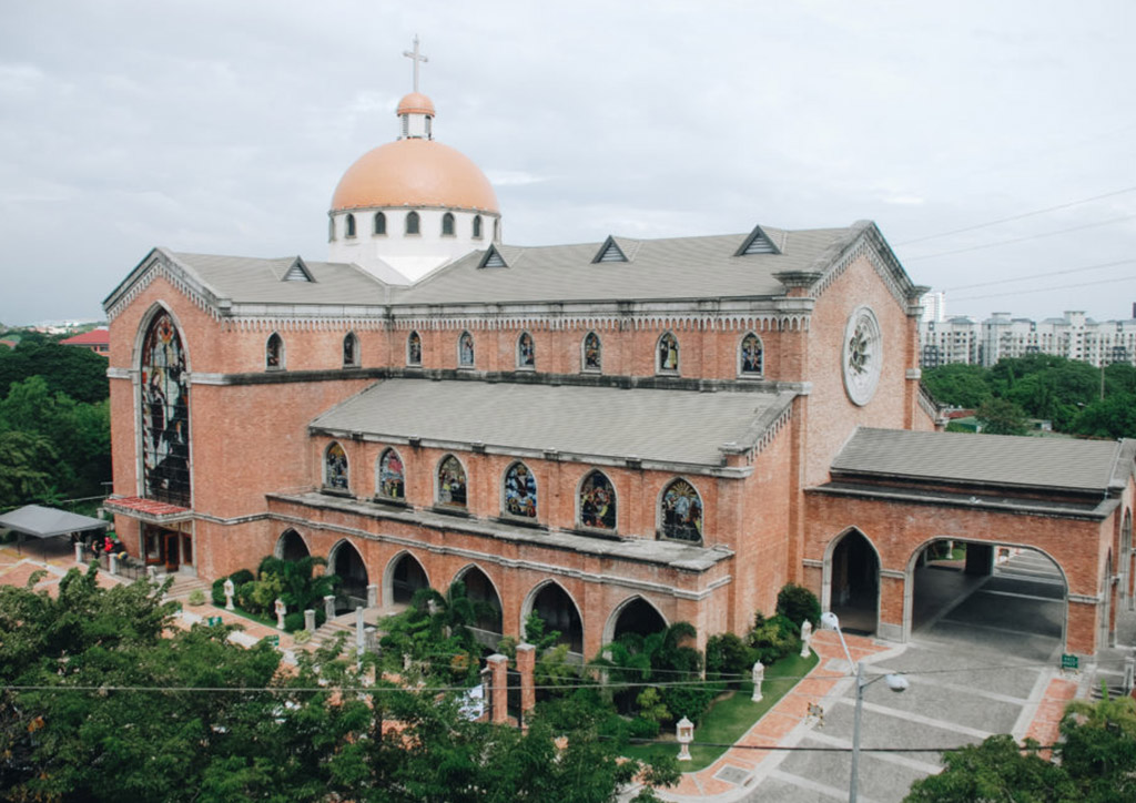 beautiful churches in metro manila