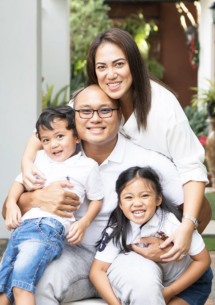 Candy Drilon-Dalman and family