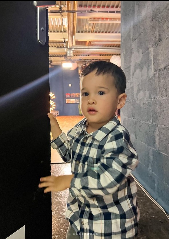 Amari's favorite part of the trip is closing and opening doors