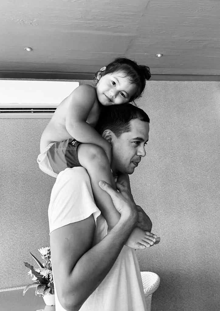 Ellen Adarna and John Lloyd Cruz Co-parenting