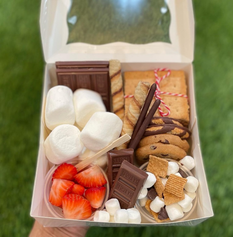 Smores Grazing Box