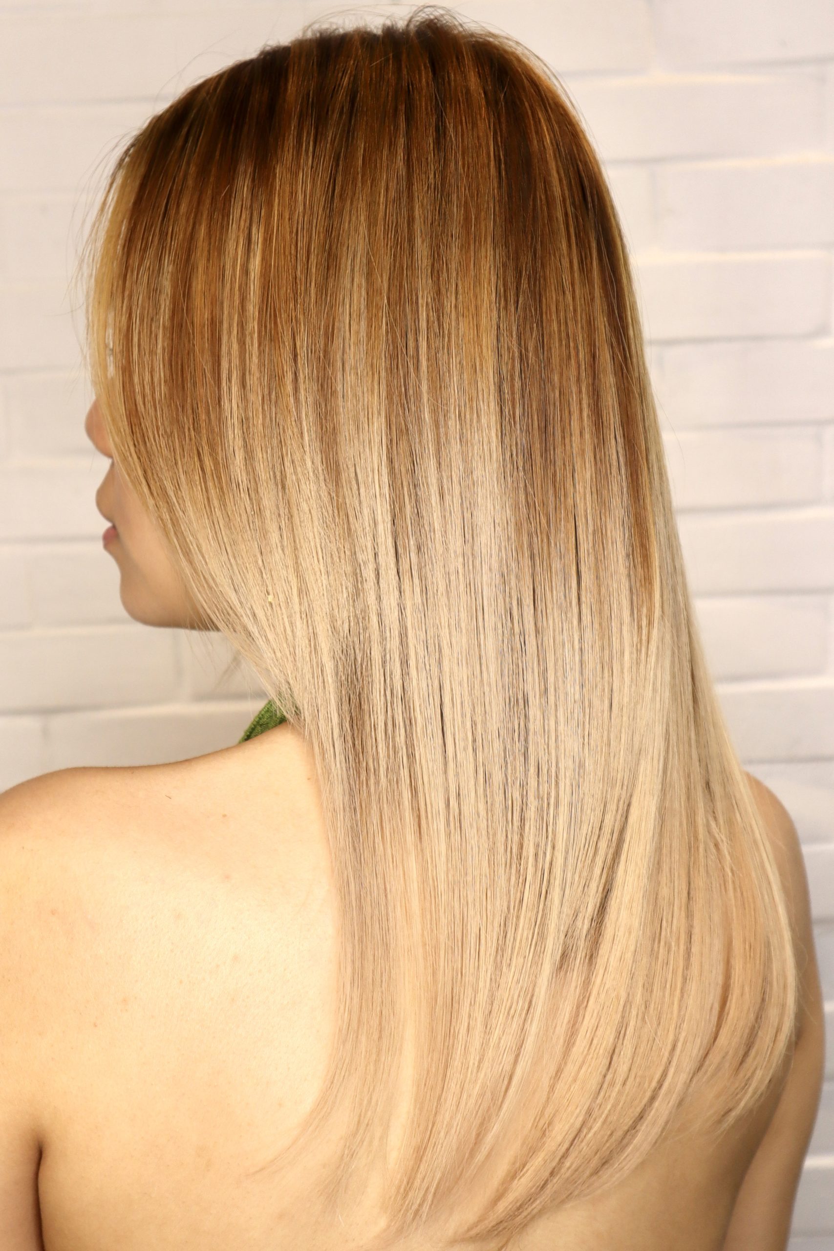 Balayage is a 2022 hair trend.