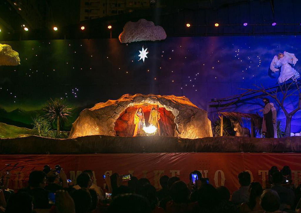 The Christmas belen at Araneta City