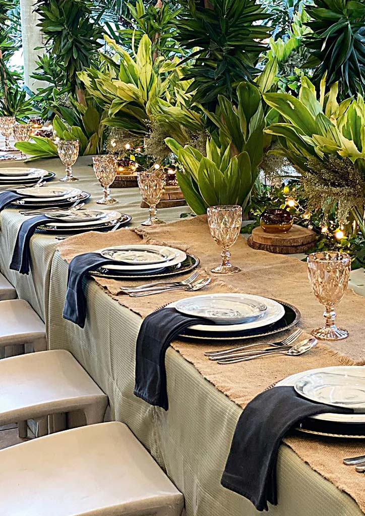 Feliz Dish and Details