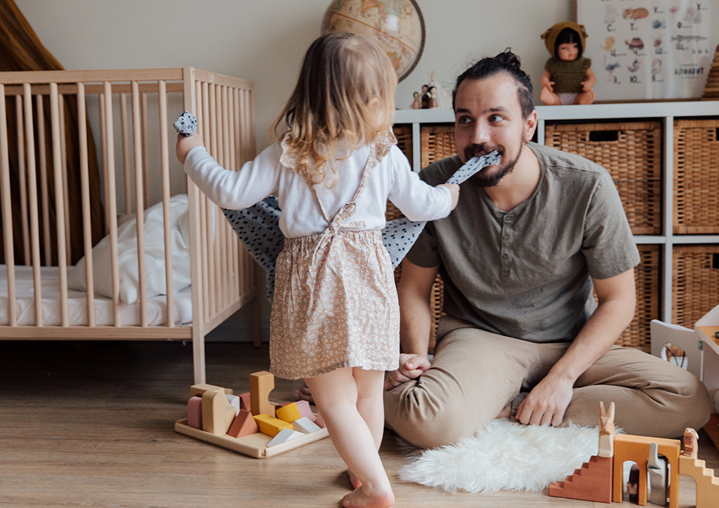 A dad and his little girl