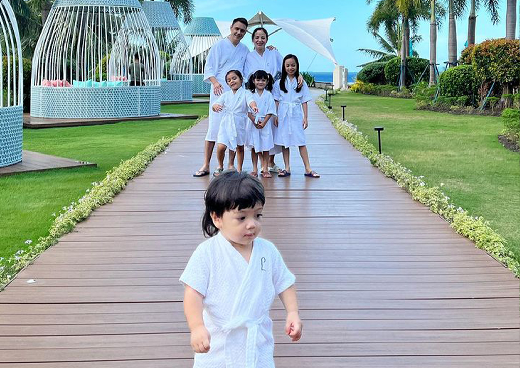 Patrick and Nikka Garcia with their kids