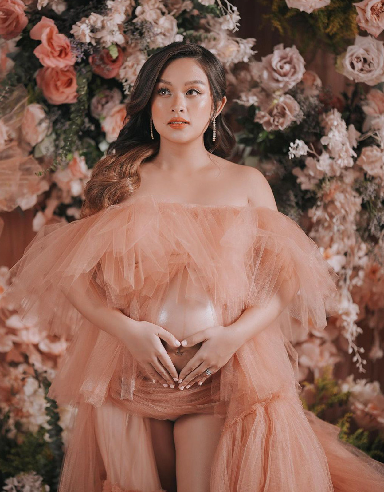 Trina Legaspi's maternity shoot