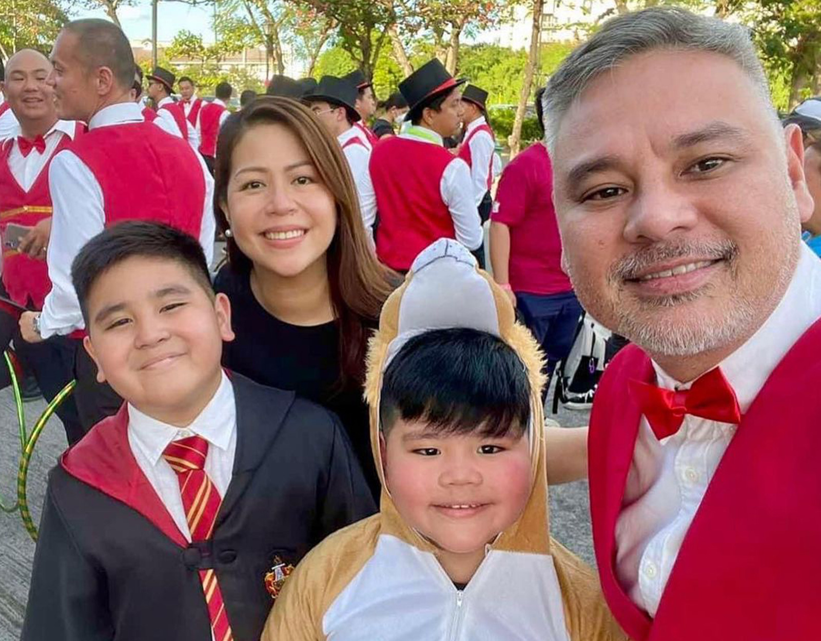 Roselle Nava with her family