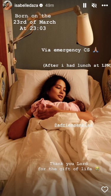 A screenshot from Isabelle Daza's Instagram stories