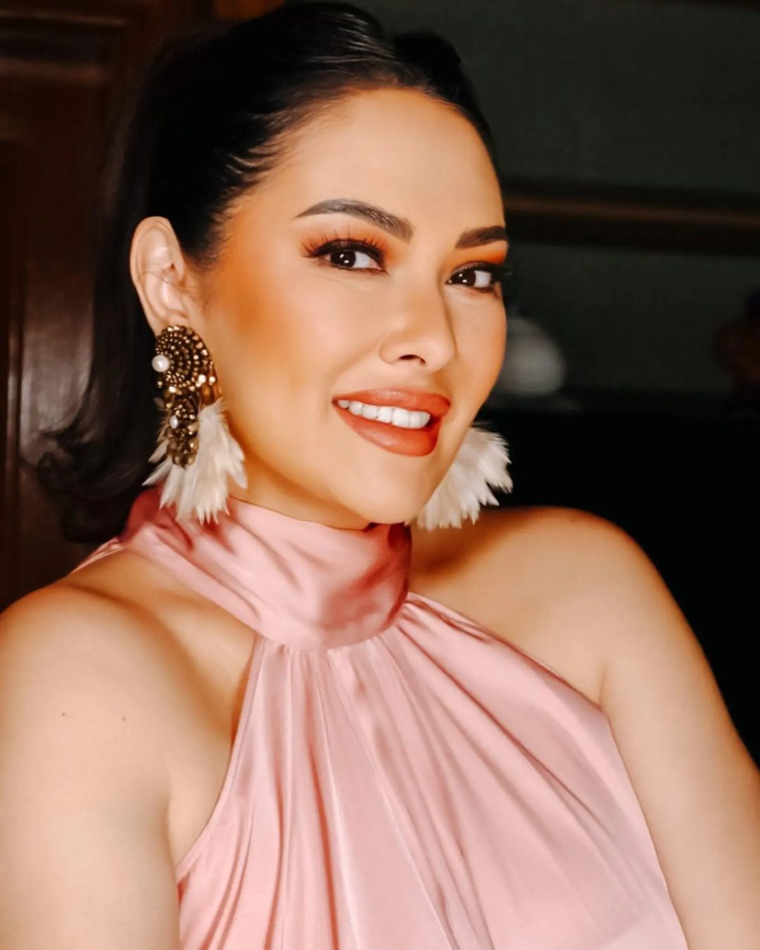 Mom Fashion - Statement Jewelry