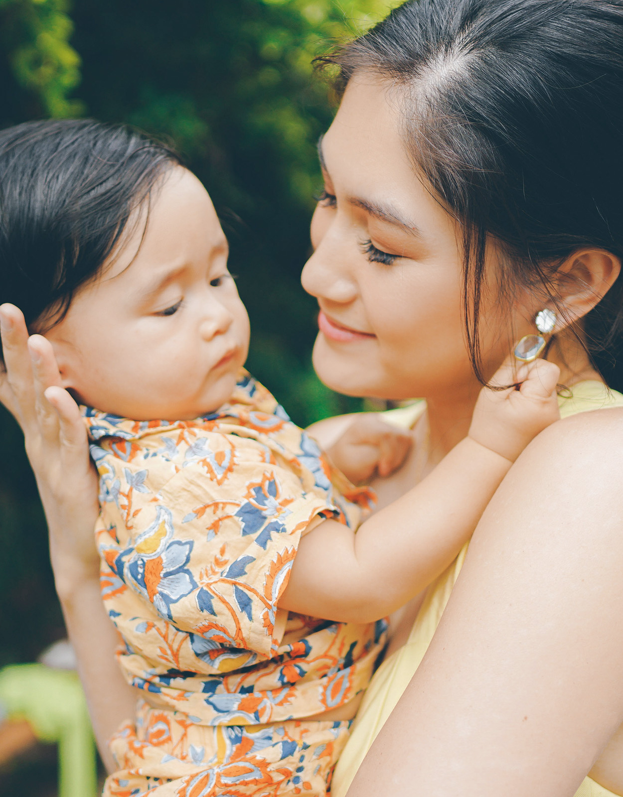 Stella and Carol Soriano Lily PH