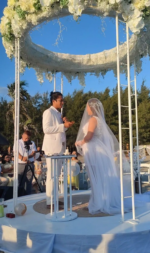 Cathy Garcia-Molina at her beach wedding