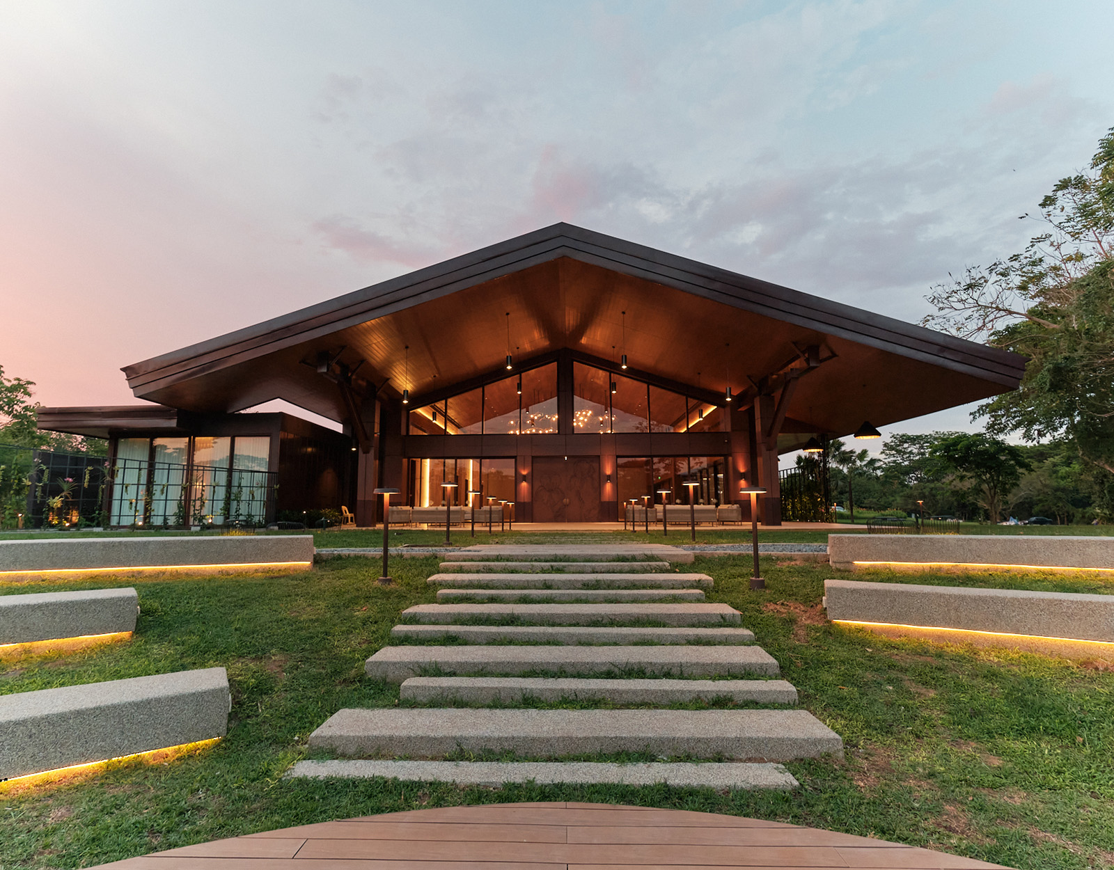 THE LAKEHALL at Nena’s Sanctuary Event Space