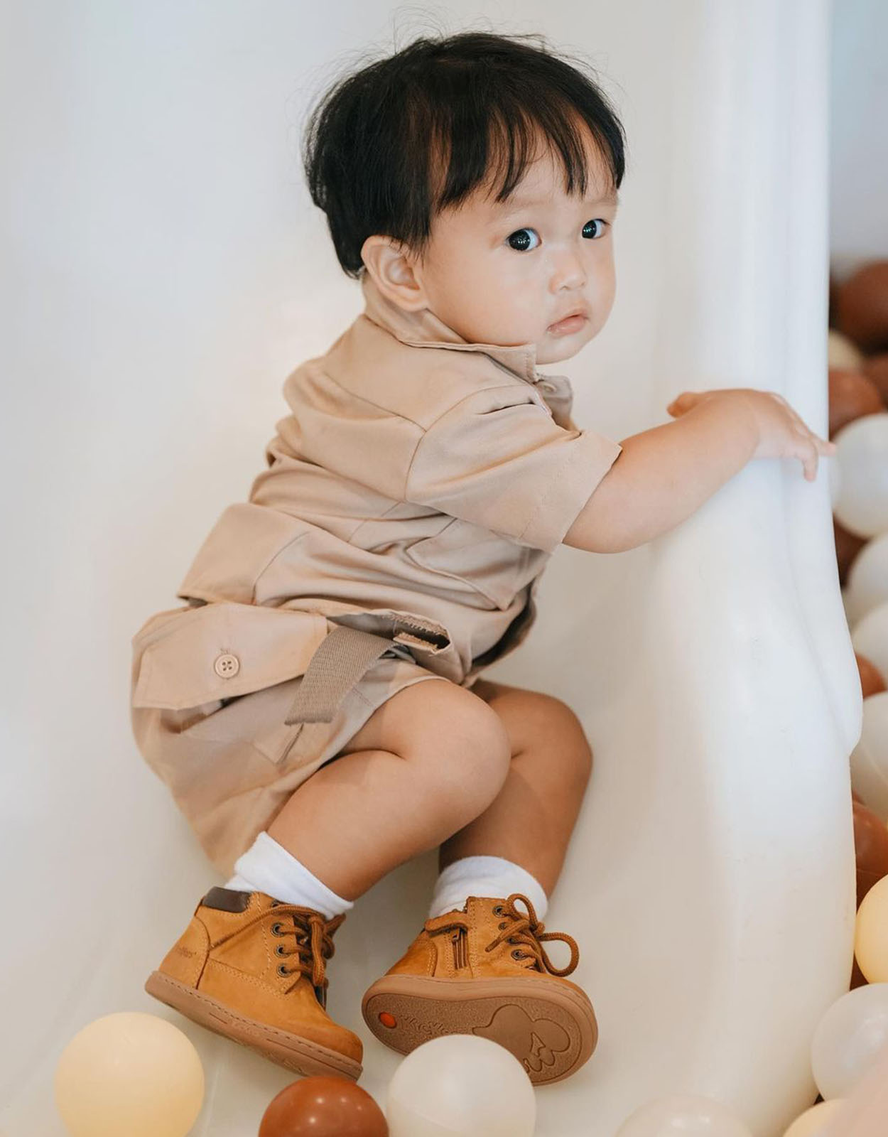 Arny Ross Holds a Jungle-Themed Party for Her Son Jordan