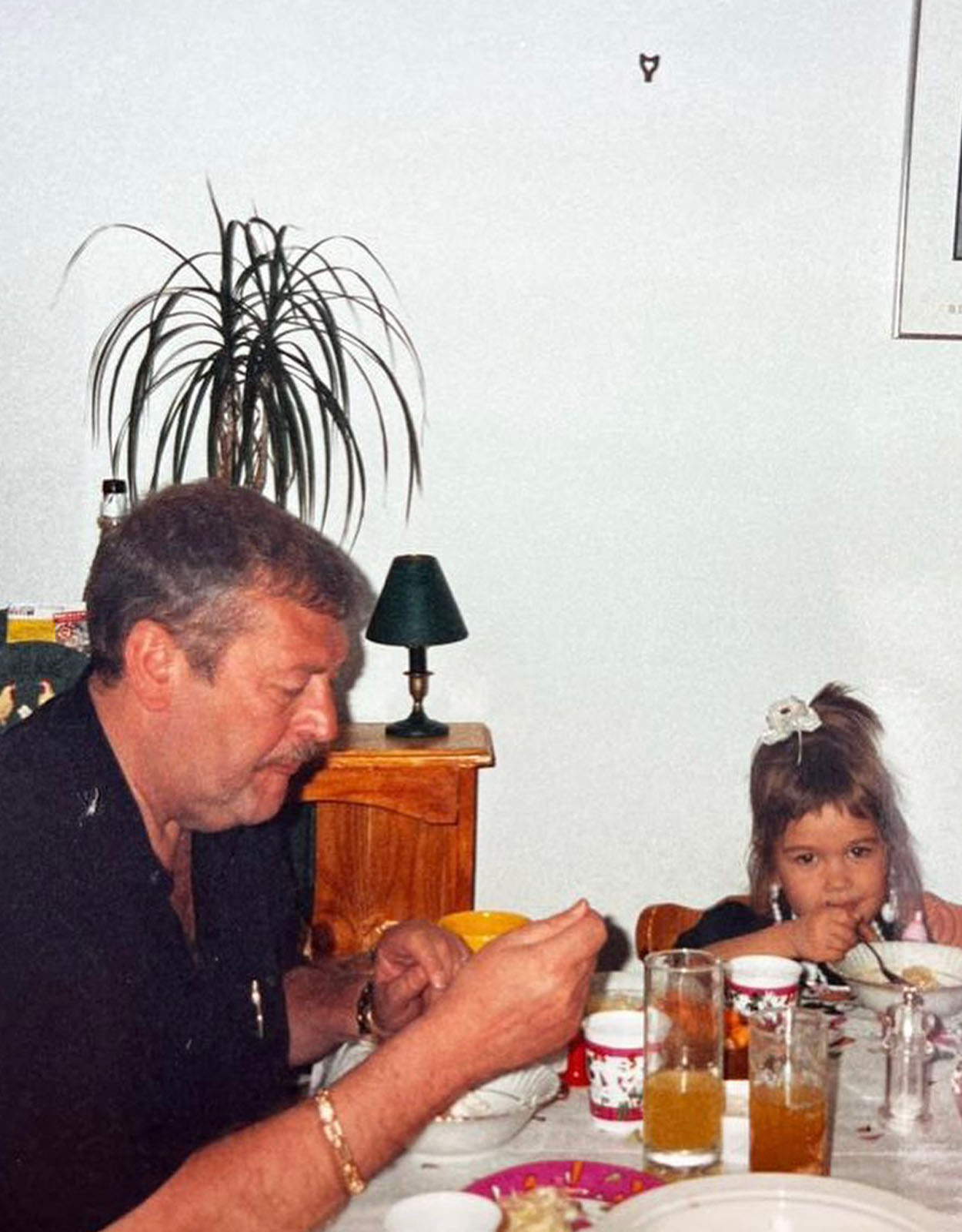 Bela Padilla with her father