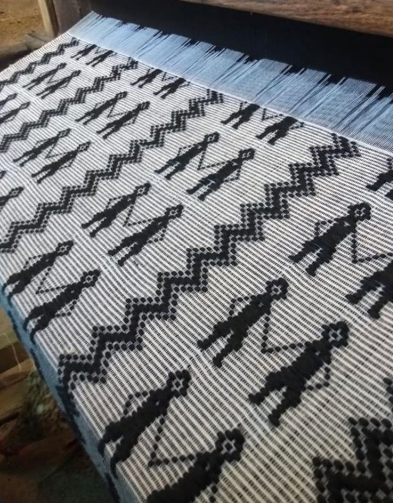 How the Moms of Tondo's Woven Bags are Preserving Culture