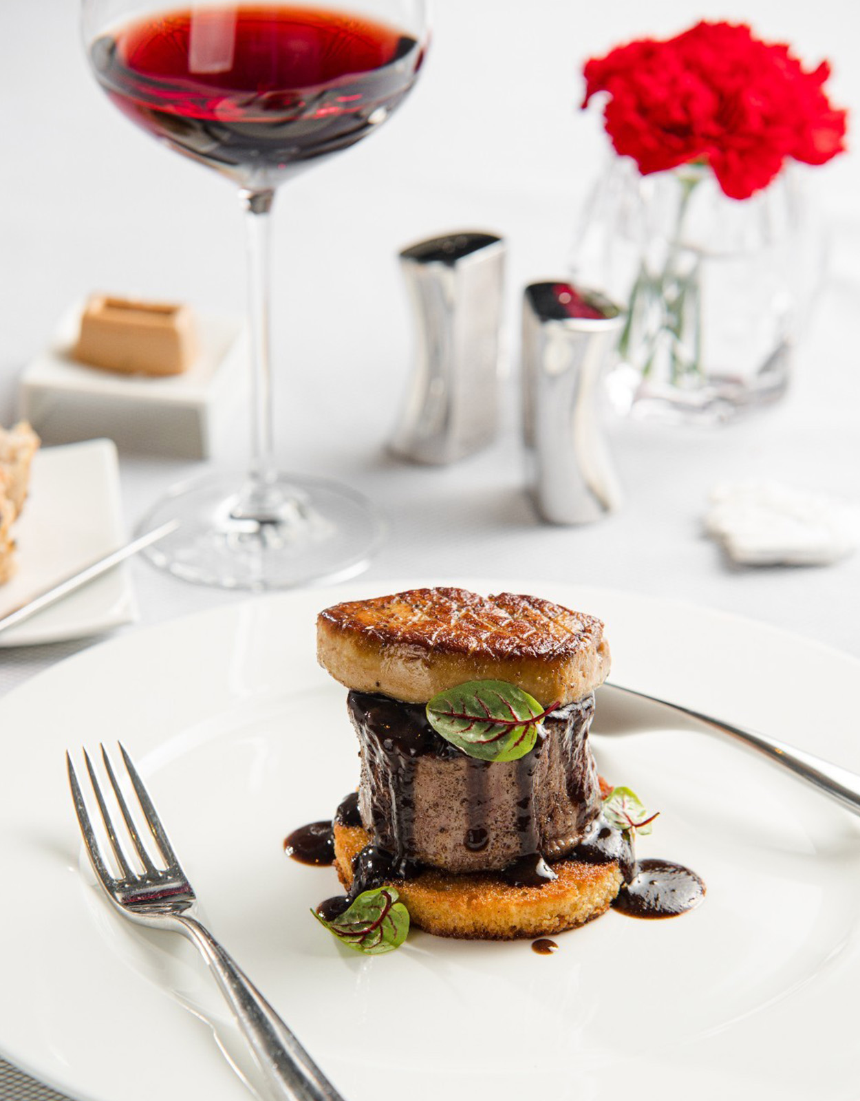 Best Hotel Buffets That Families Will Love