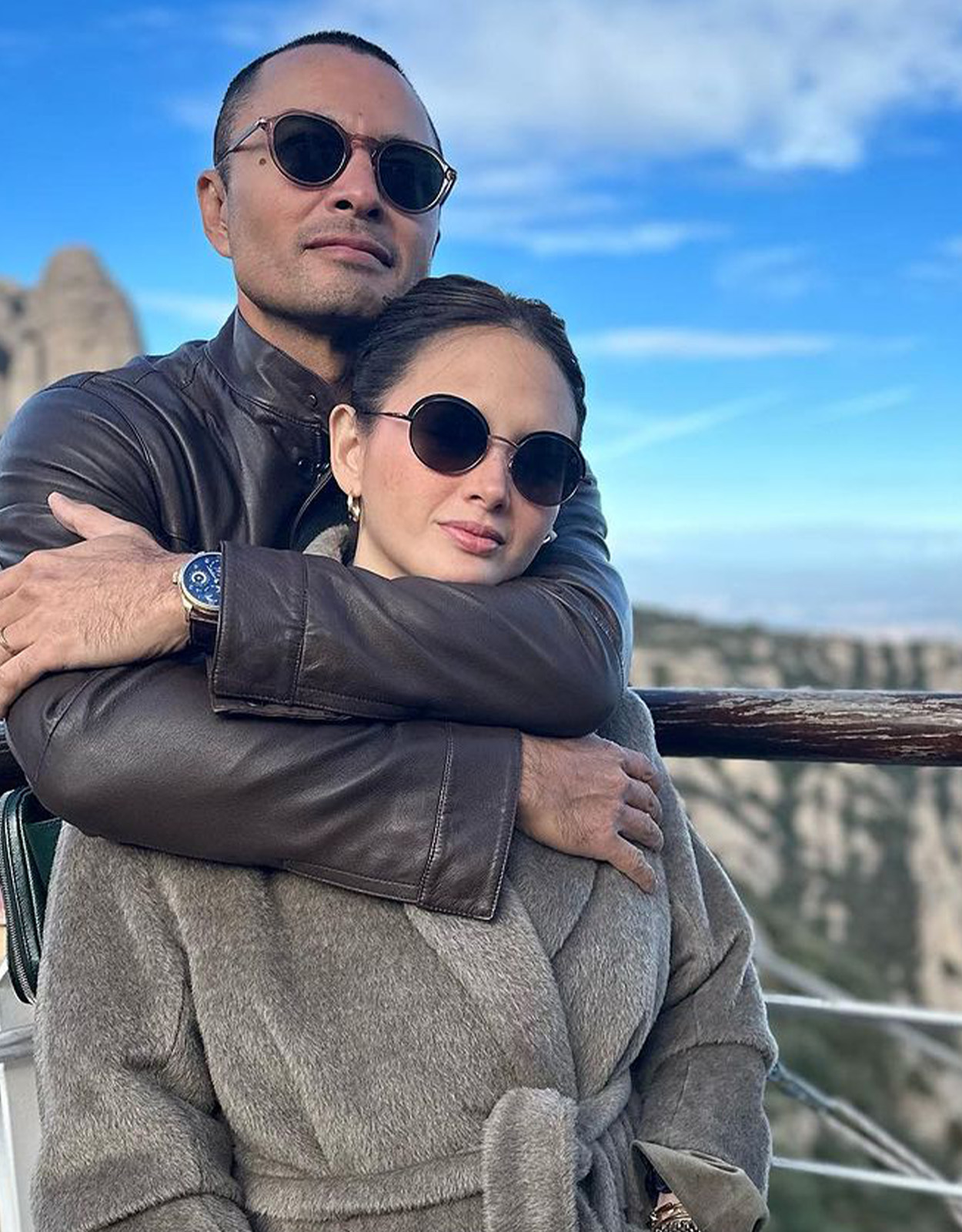 Derek Ramsay and Ellen Adarna on a vacation together