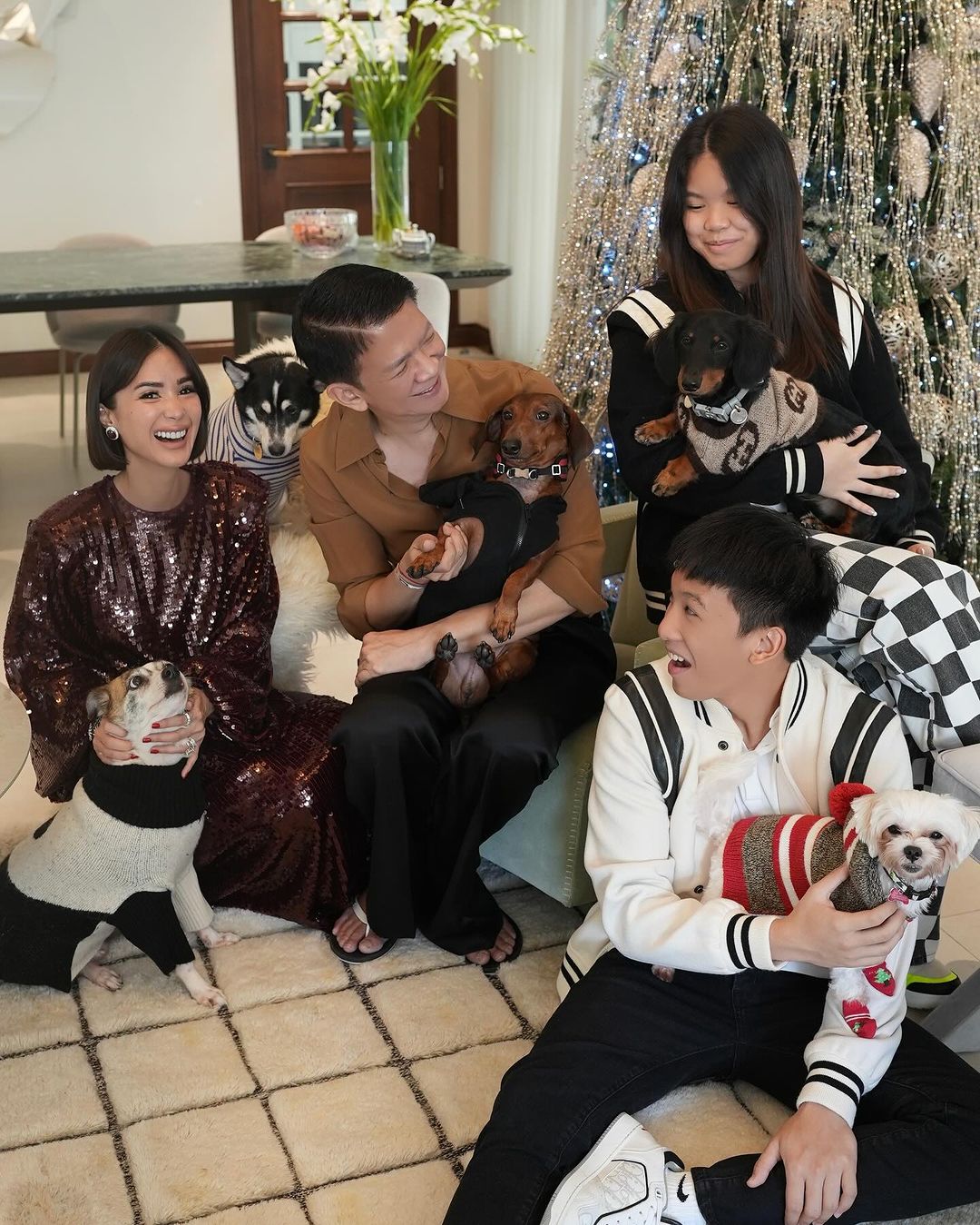 L-to-R: Heart Evangelista, Chiz Escudero, and the twin children: Cecilia and Joaquin