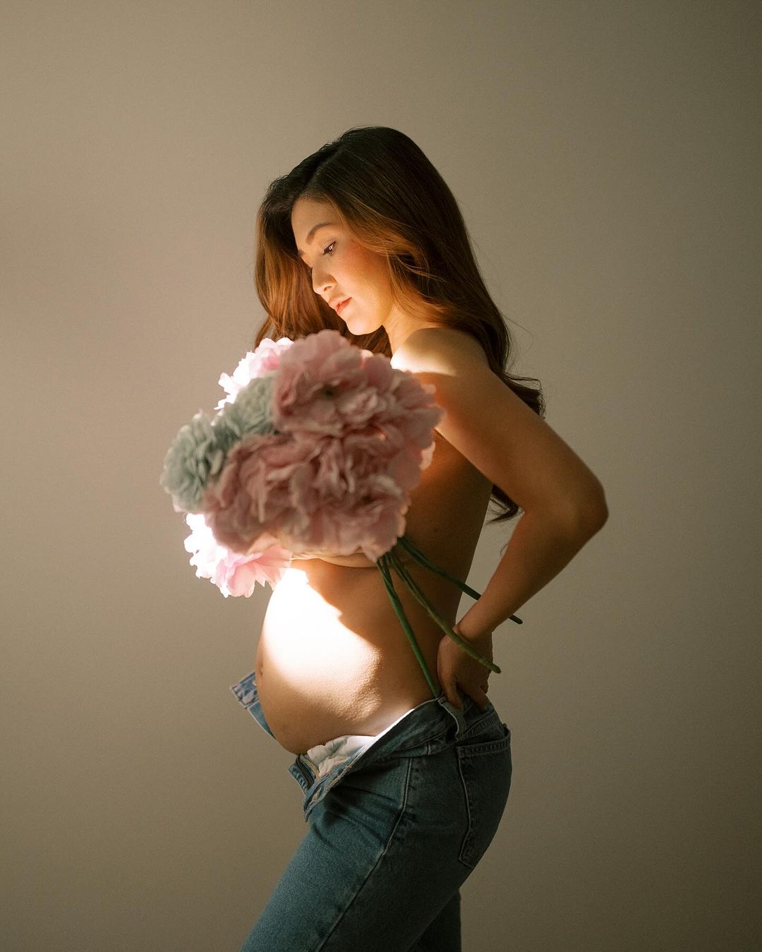 Sheena Halili-Manzanero introducing baby no. 2!