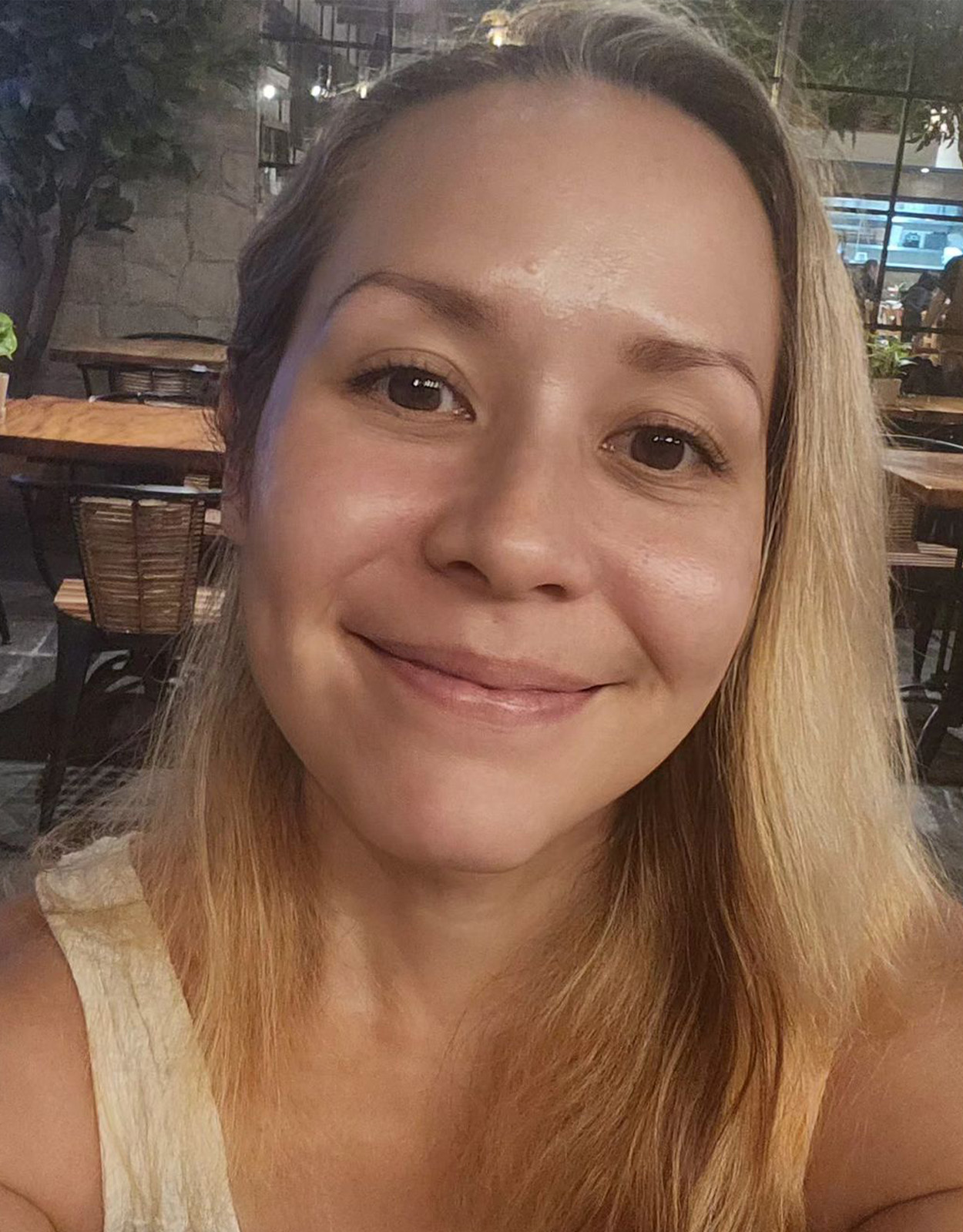 fitness coach and diastasis recti and C-section recovery specialist Mindy Lagdameo