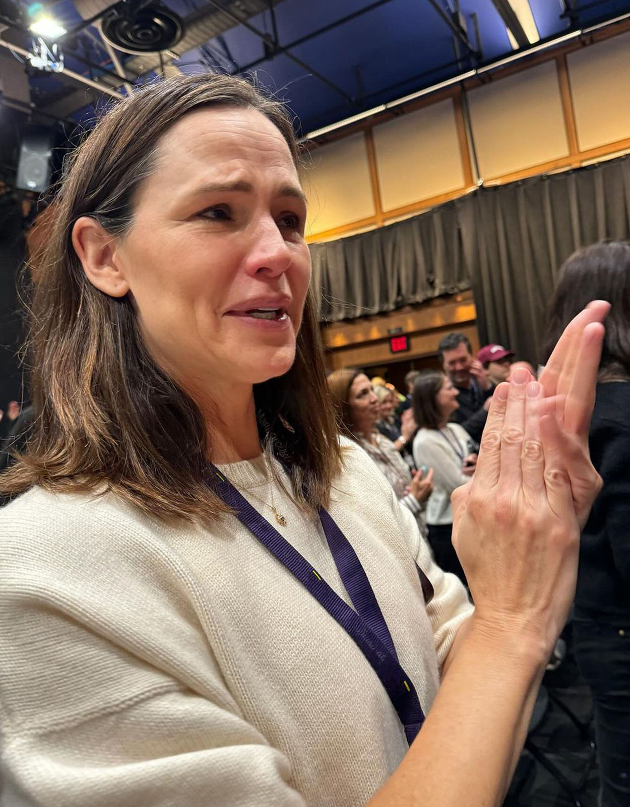 Crying Moment: Jennifer Garner's Emotional Photos During Violet's Graduation is Something Parents Can Relate With