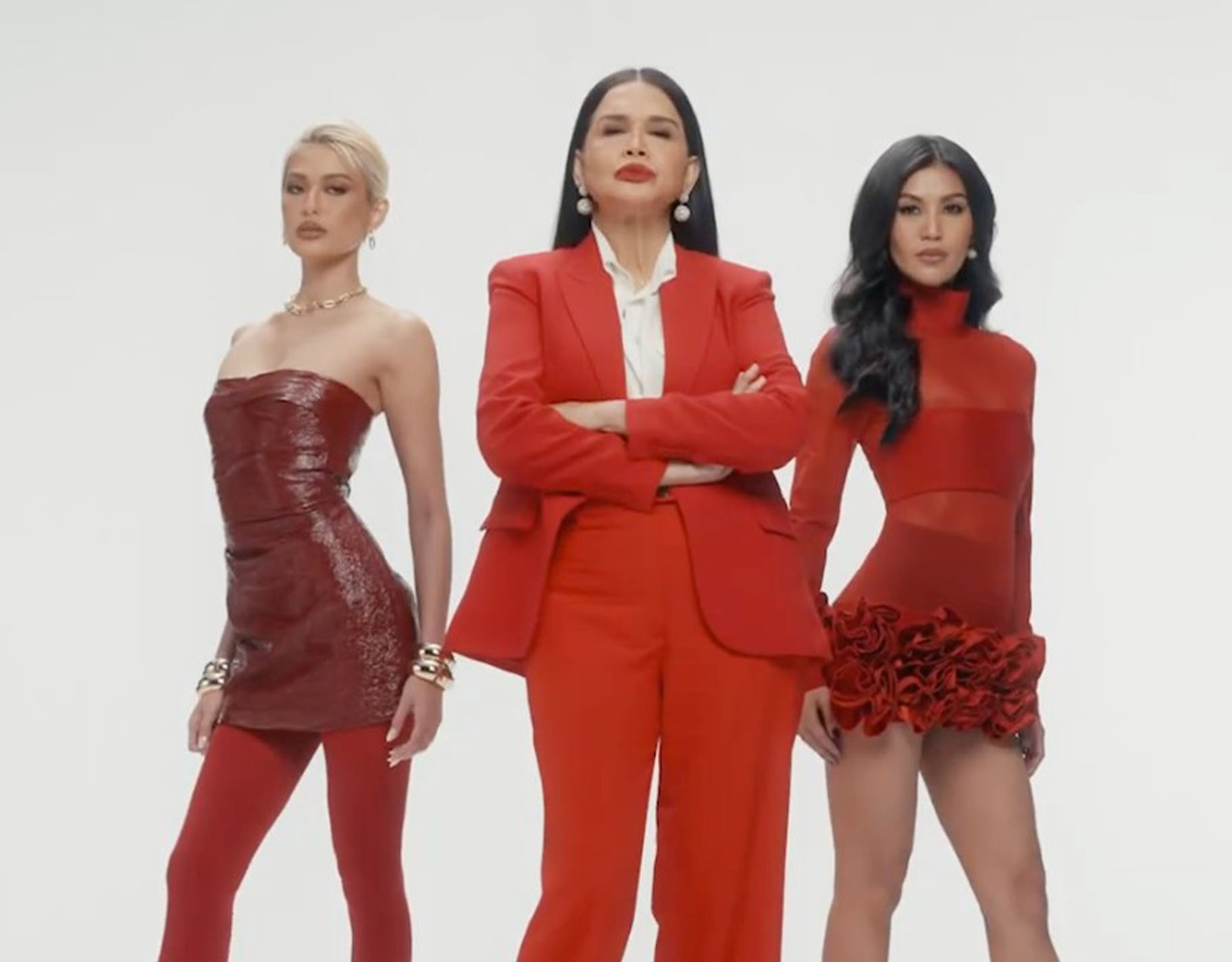 Michelle Dee released the music video of ‘Reyna’ with the special appearance of mom Melanie Marquez and cousin Winwyn Marquez
