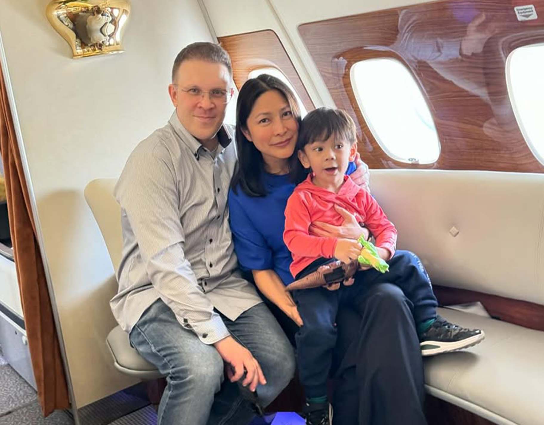 Lawyer, news anchor, columnist, teacher, and mom, Karen Jimeno continues to show that women can do it if they set their minds to it