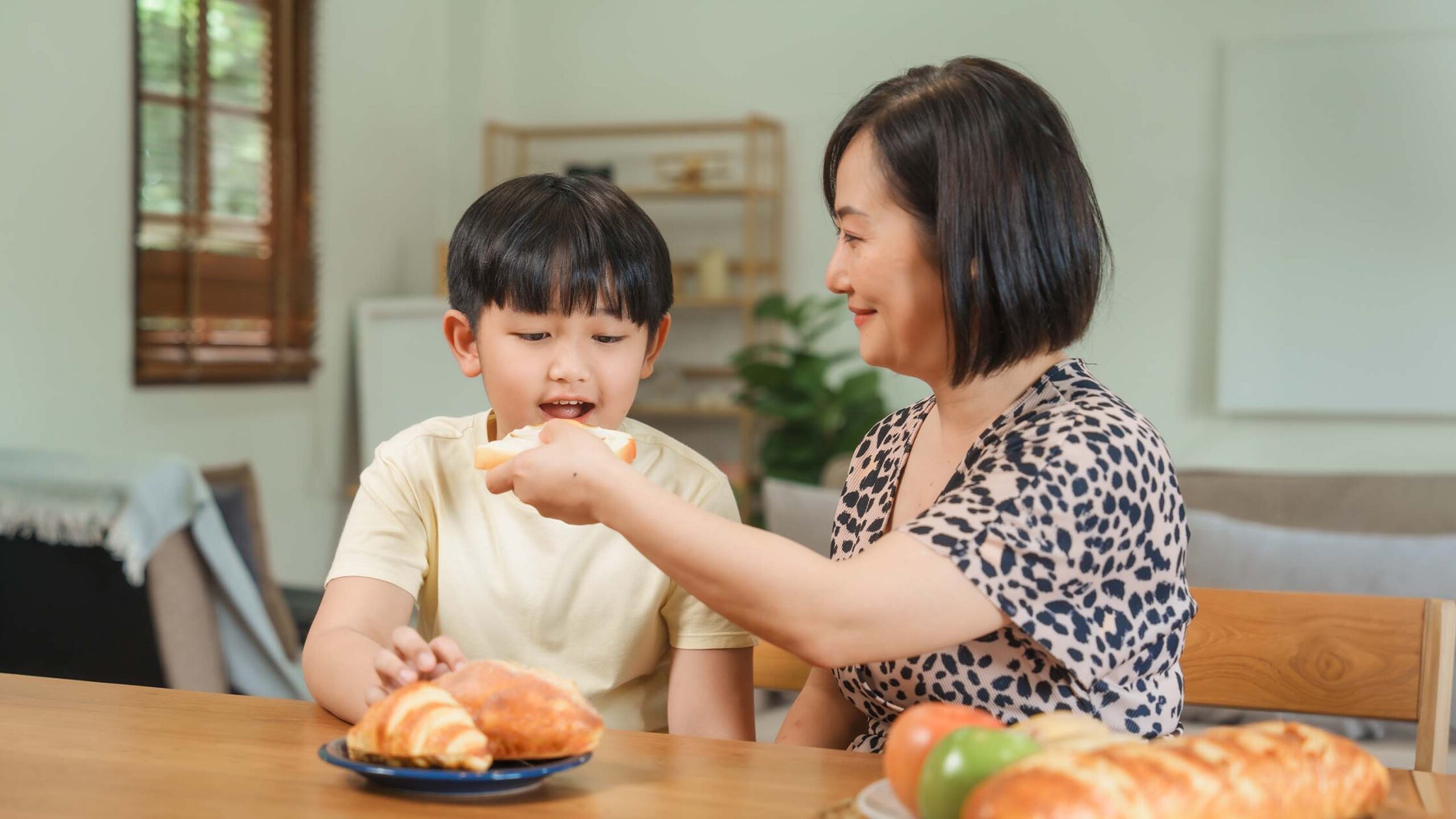 It may look like the parents are giving their autistic kids too much control over their diet but there's a good reason behind it