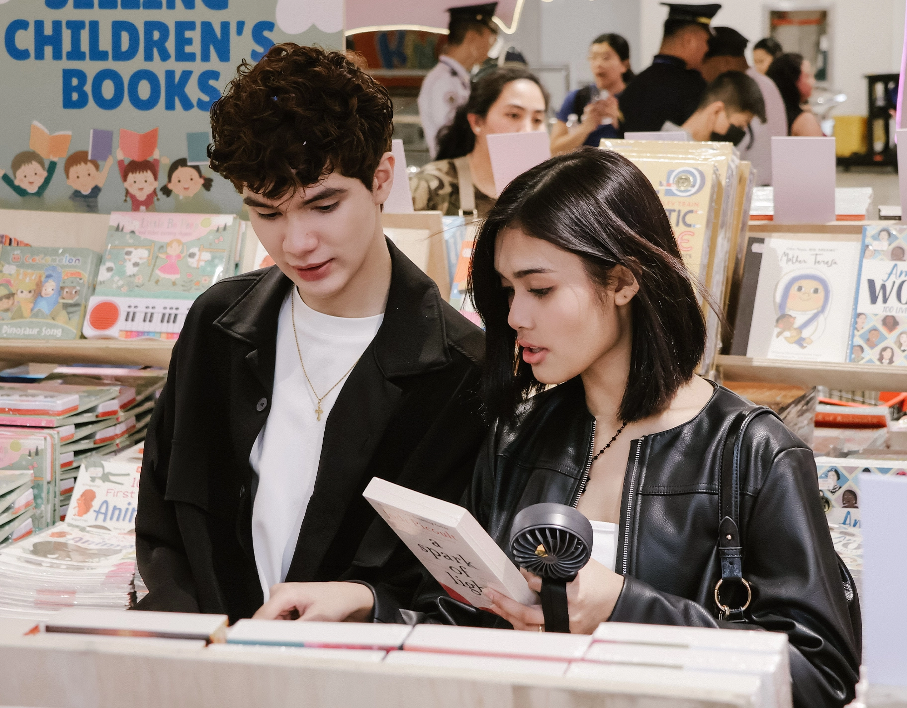 Dear bookworms, parents of bookworms, and aspiring writers, the Big Bad Wolf Book Sale is here to blow your minds away!