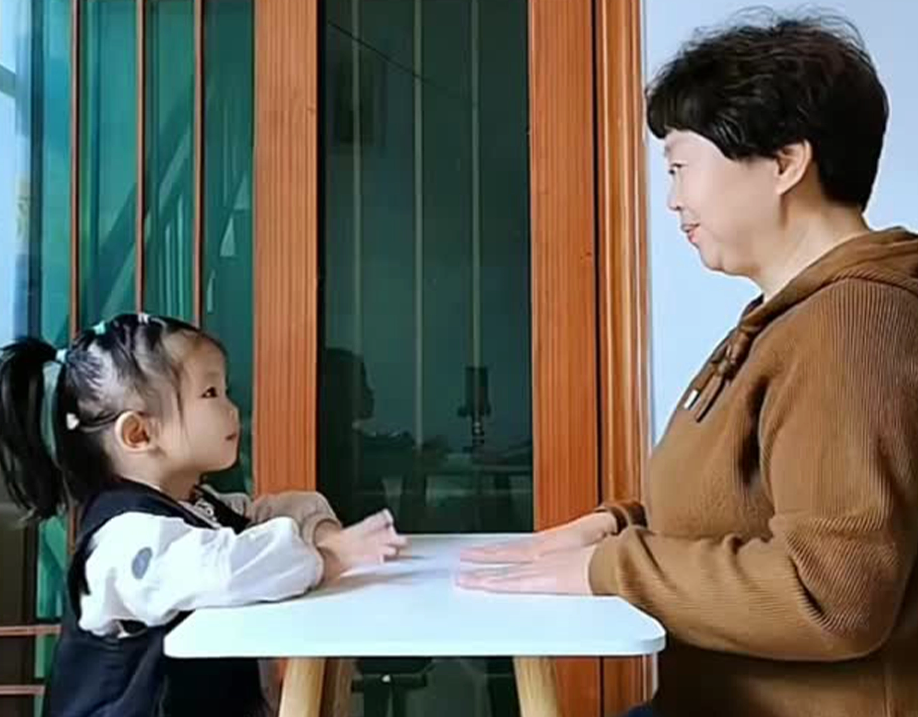 Granny Qingyang shares a reel on Instagram featuring several games that she and her grandchildren to bond over