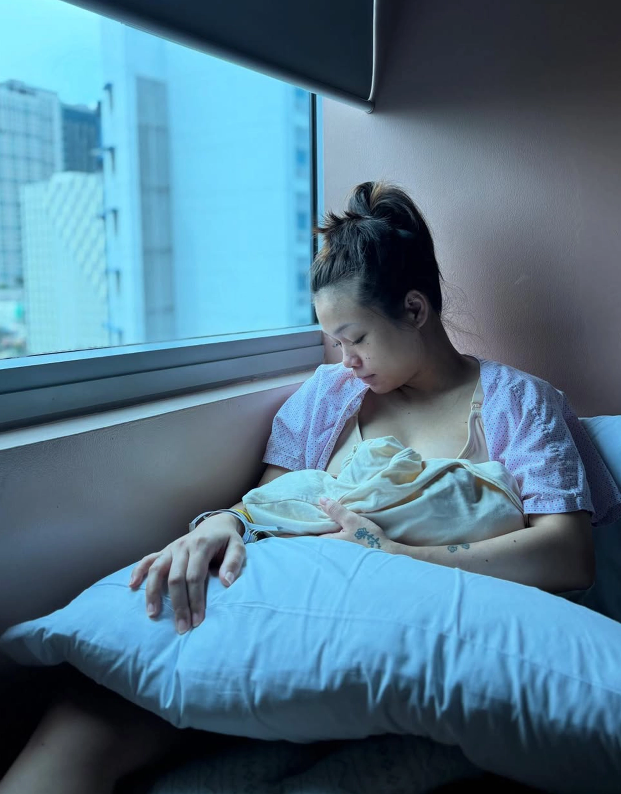 The GOMBURZA actor and his wife, actress Kate Alejandrino, welcomed their son on June 18.