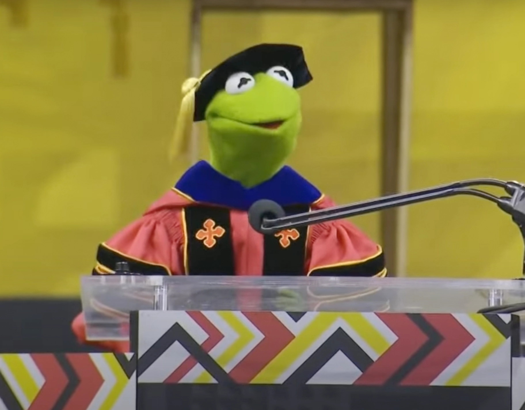 The speeches by the University of St. La Salle’s Summa Cum Laude Tricia Ann Anda and the University of Maryland’s Kermit the Frog reminded us of the sacrifices of students and the future that awaits them