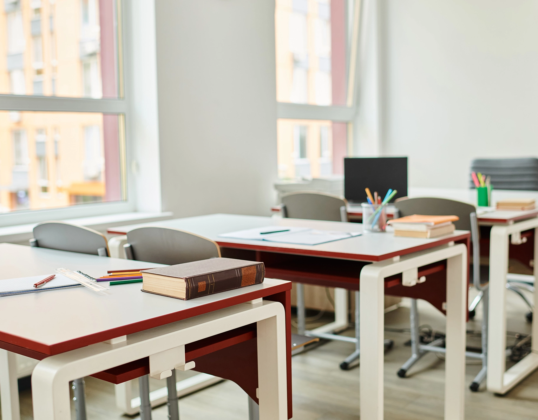 As the school year begins, here are some back-to-school budgeting hacks to make expenses in school a lot easier to manage