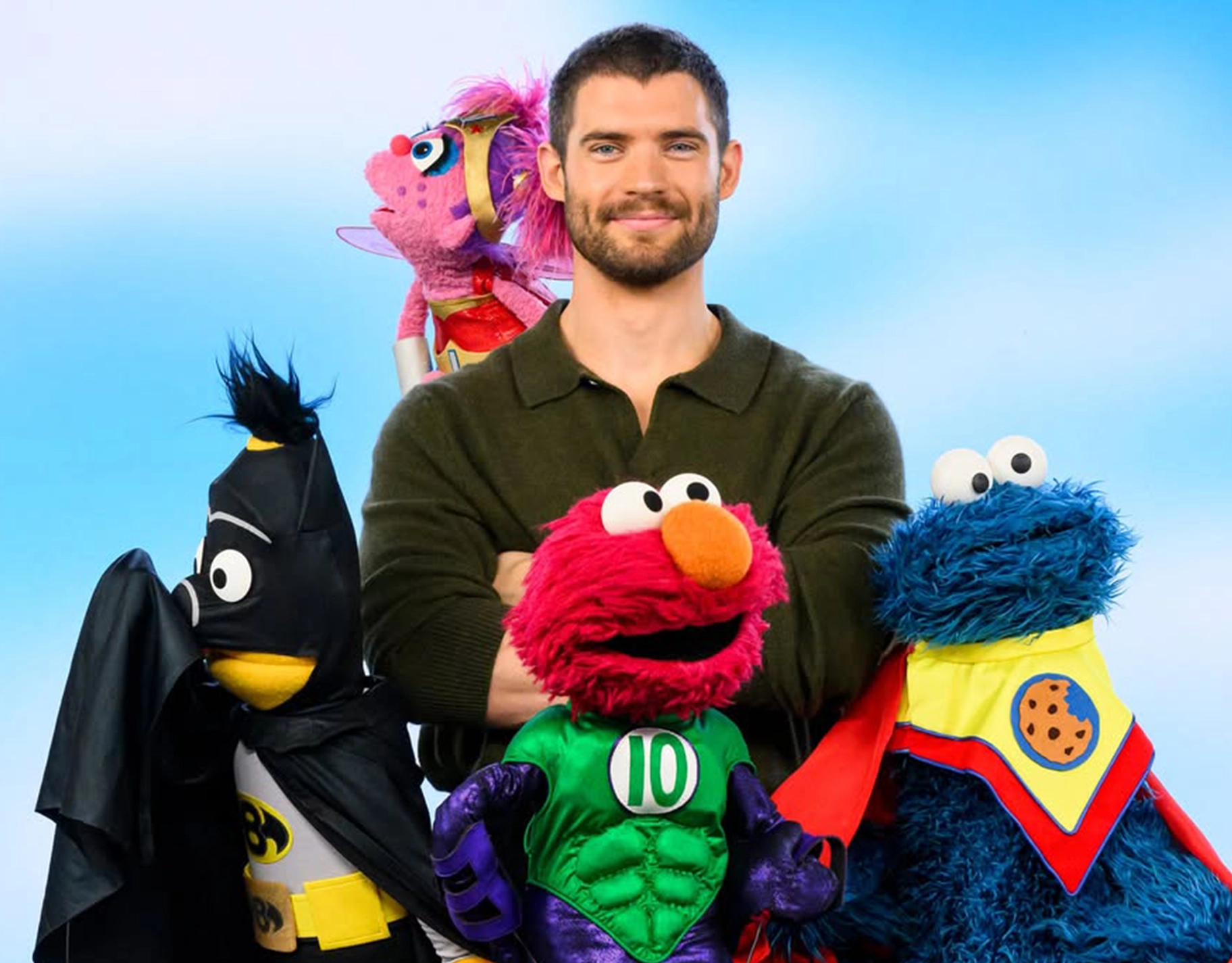 David Corenswet and Rachel Brosnahan visited Sesame Street, inspiring the muppets to be heroes in their way