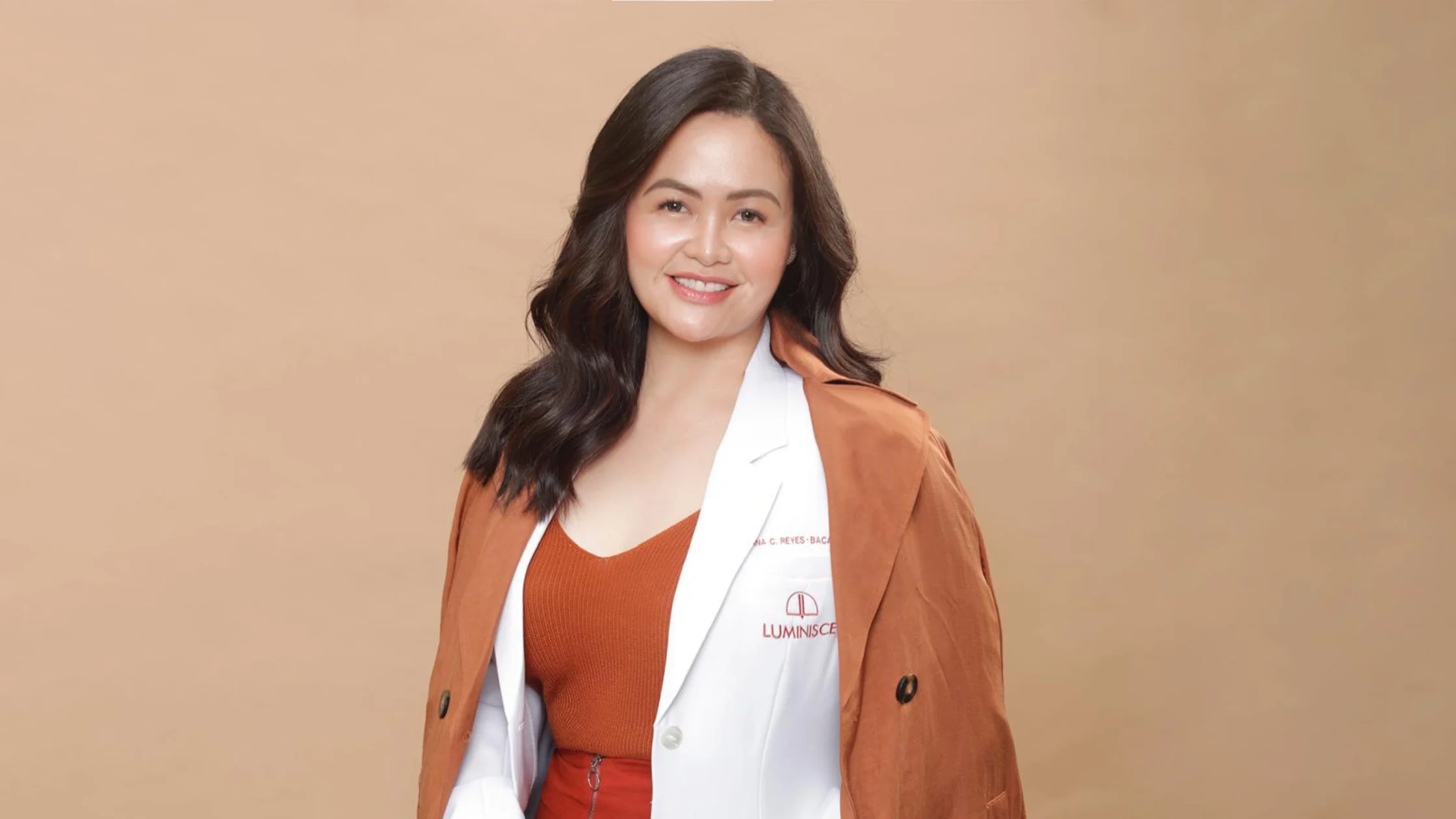 From first-time users to skincare-curious teens, Dr. Kaycee Reyes Bacani breaks down everything parents need to know about retinol—without the fear, fuss, or flakes.