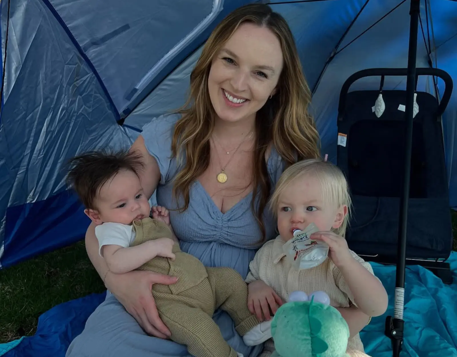 During World Breastfeeding Week, mom content creator Adriana Goblirsch comforts by being candid about her struggles against breastfeeding guilt