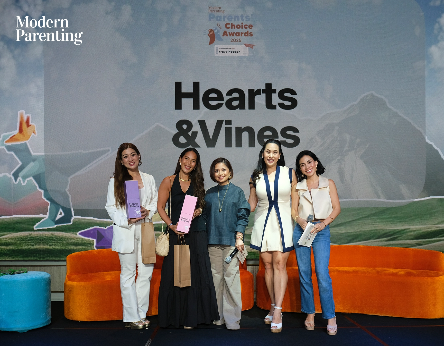 To honor the brands that have helped parents on their journeys, Modern Parenting, together with Travelhood, co-presented the Parents' Choice Awards 2025.