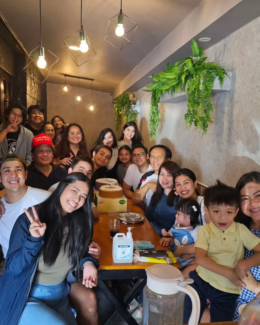 Joey Marquez with his kids.