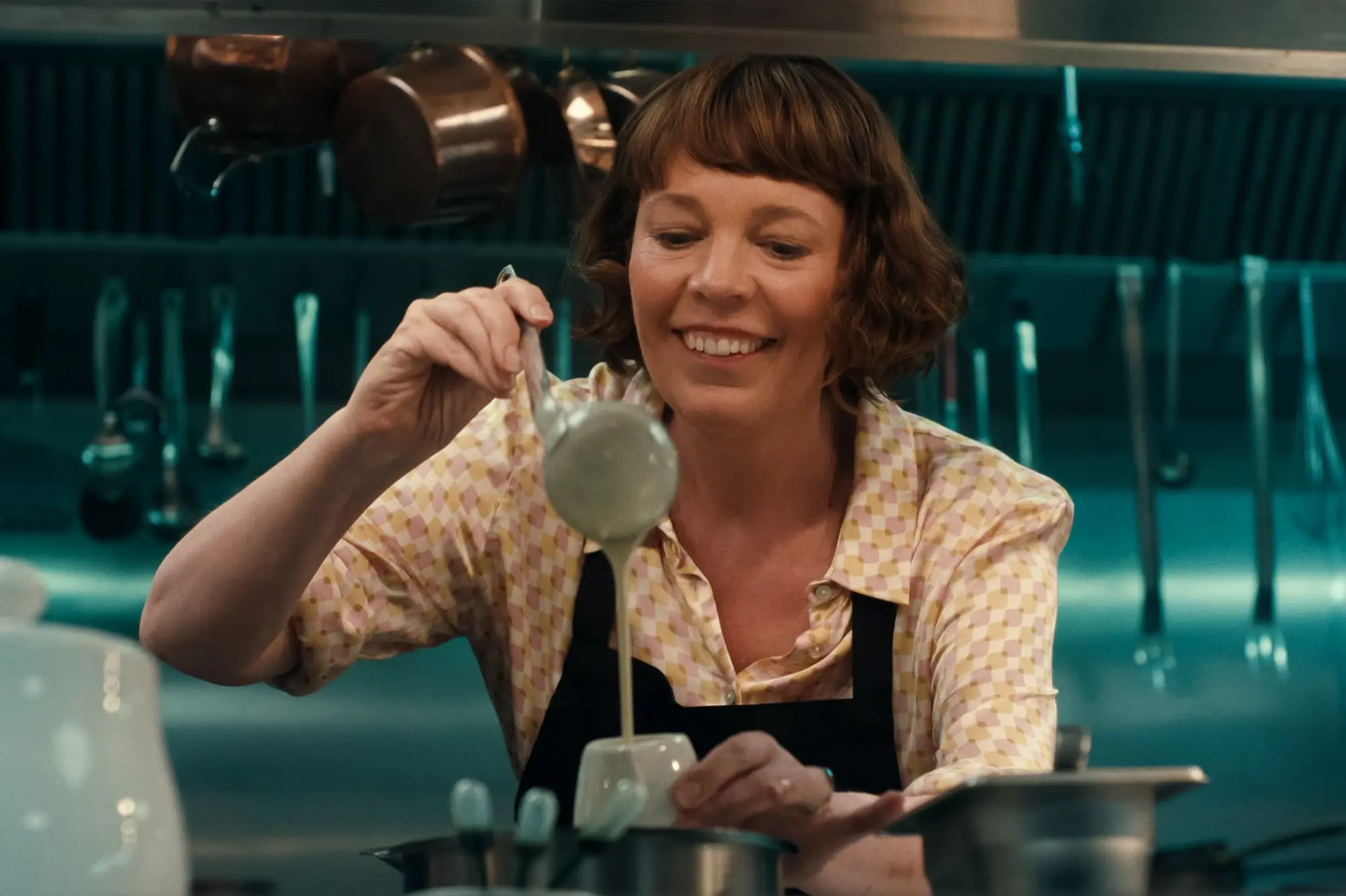 Ivy Rose (Olivia Coleman) becomes a successful chef.