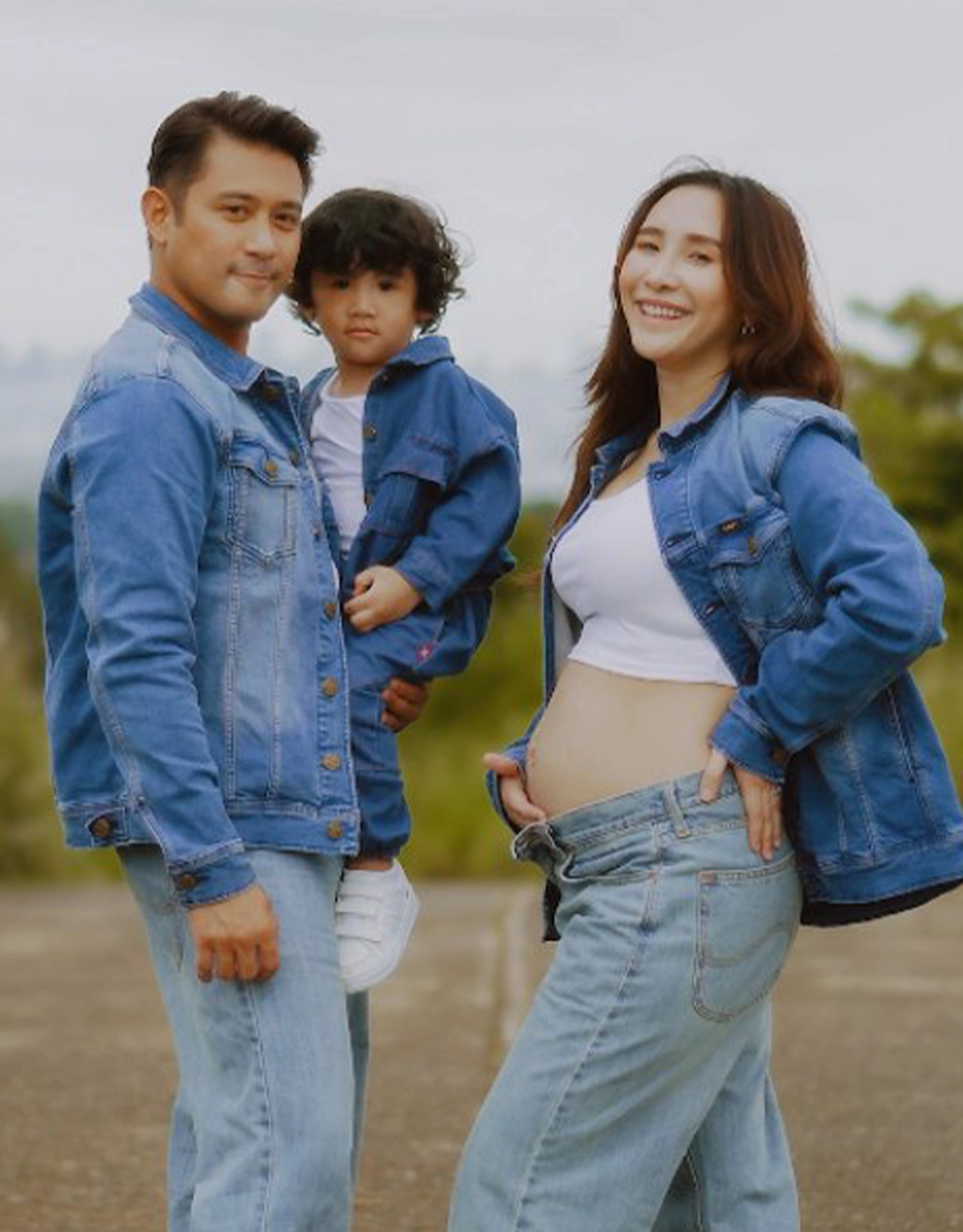It's going to be a family of four for Rocco Nacino and Melissa Gohing very soon!