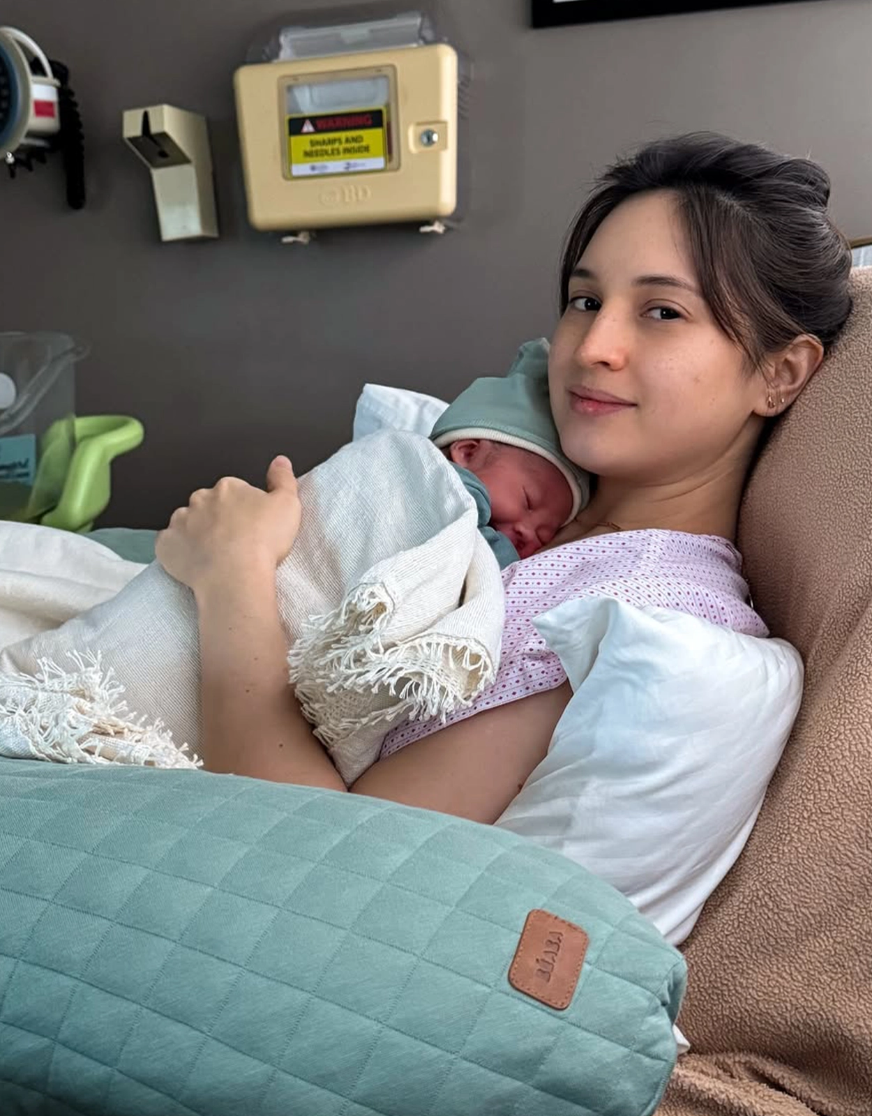 Coleen Garcia-Crawford announced she has given birth to her second son, Austin, whom she and Billy Crawford welcomed last August 17