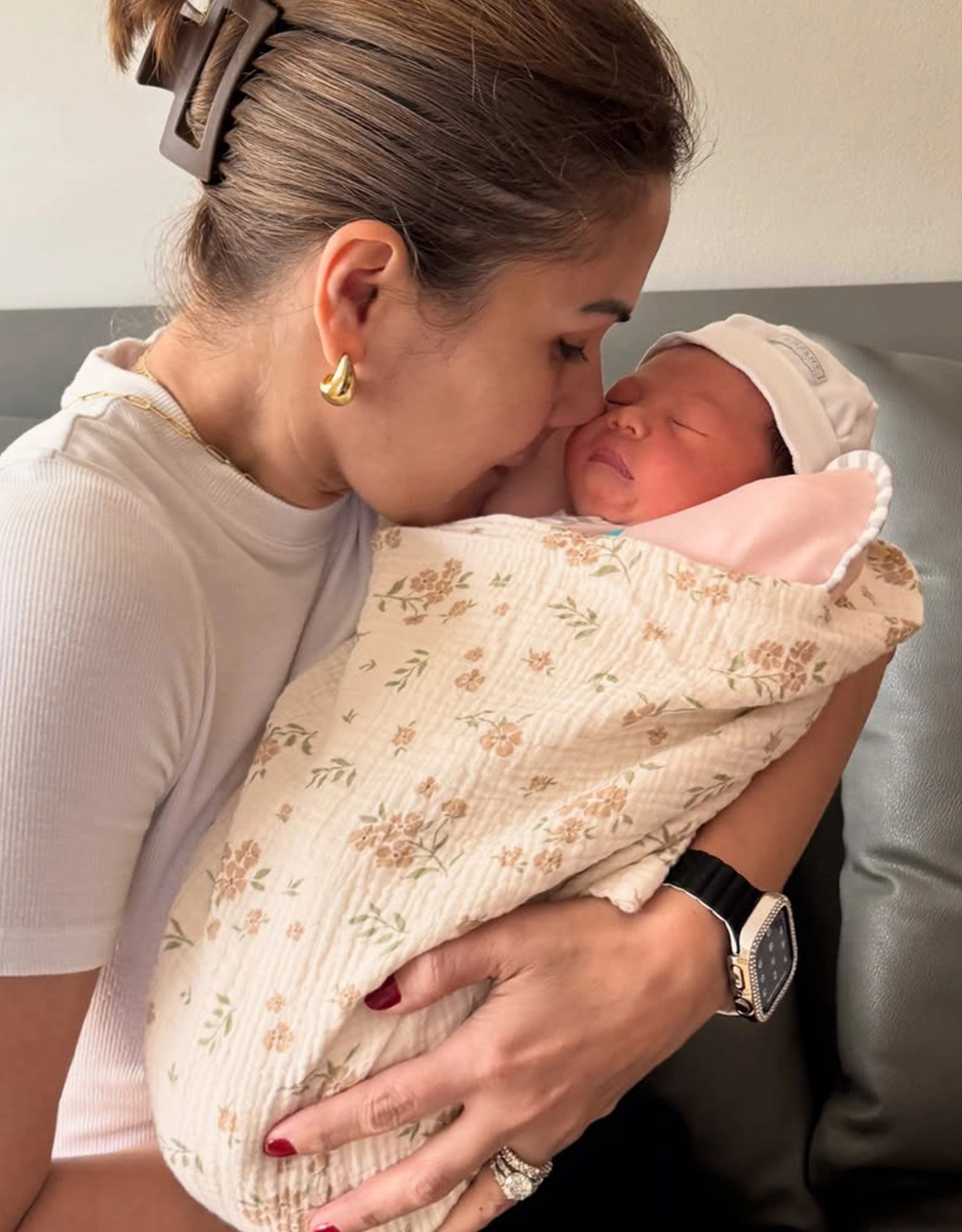 Maritoni Fernandez is now a grandmother with the arrival of her granddaughter, Lottie, the daughter of Lexi Fernandez and Charles Cordingley