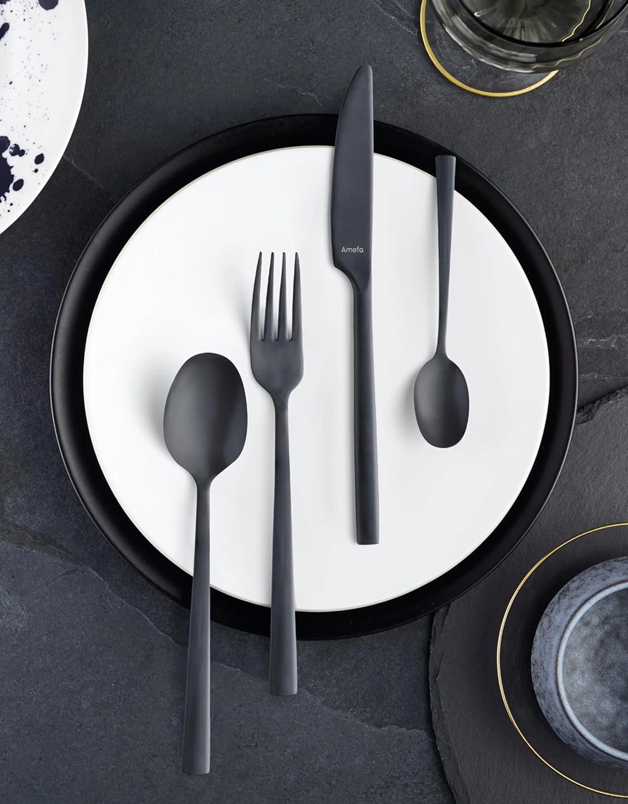 Here are some gift ideas that homemaking moms would love to receive