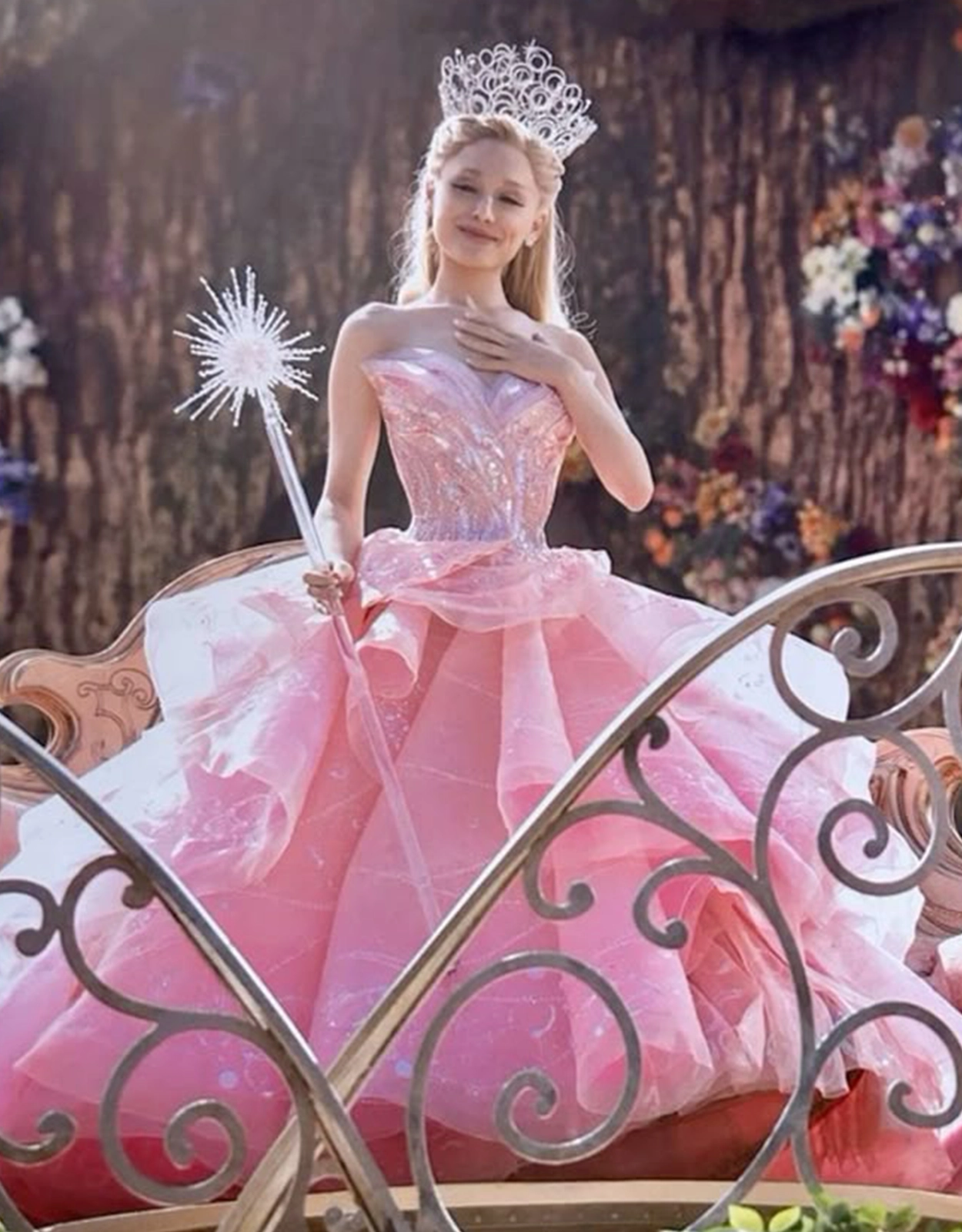 Do the kids want to "defy gravity" or be "popular?" Here's a Halloween costume guide for the kids (or parents) who love Wicked!