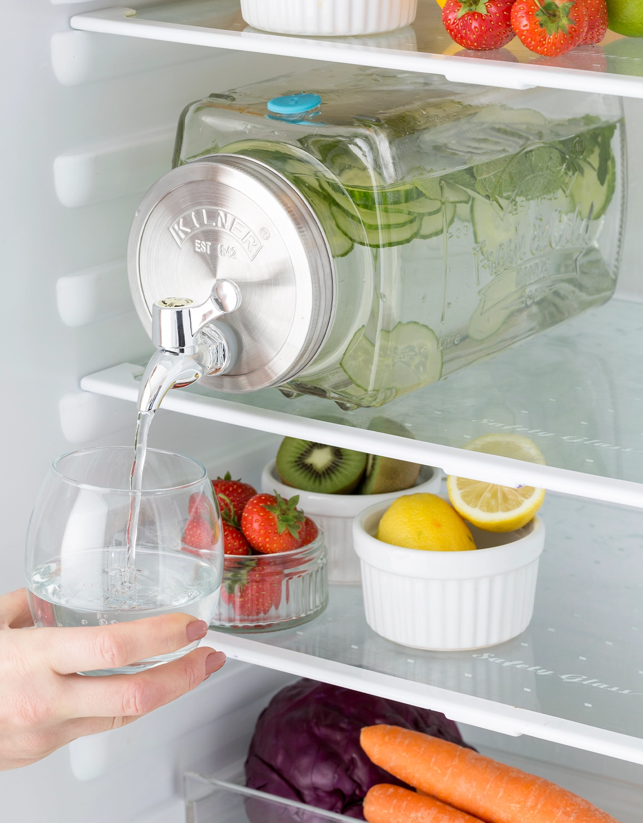 Here are some gift ideas that homemaking moms would love to receive