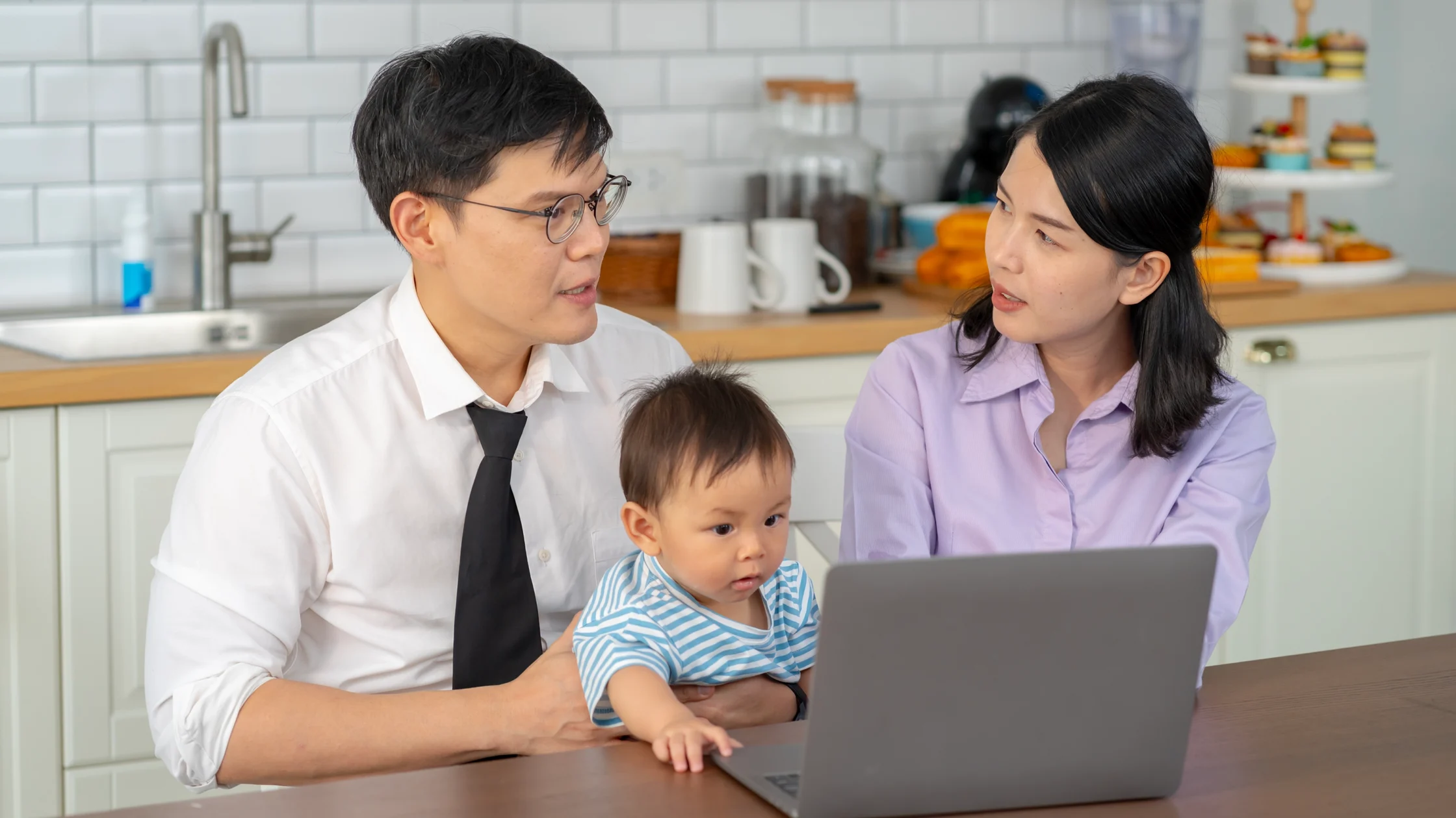 What can parents do for one another after losing a job?